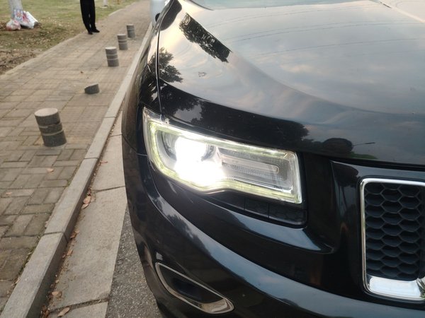 Jeep Grand Cherokee 2015, 121199 км, за 15169 USD