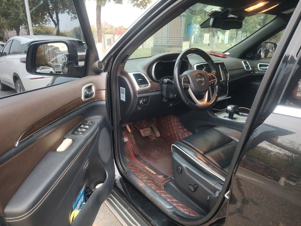 Jeep Grand Cherokee 2015, 121199 км, за 15169 USD - фото 14