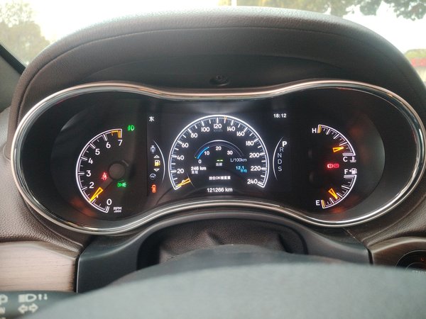 Jeep Grand Cherokee 2015, 121199 км, за 15169 USD - фото 19