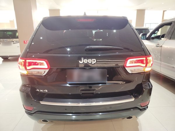 Jeep Grand Cherokee 2015, 168700 км, за 12862 USD