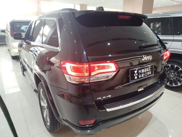 Jeep Grand Cherokee 2015, 168700 км, за 12862 USD