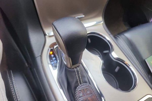 Jeep Grand Cherokee 2016, 87200 км, за 15631 USD - фото 11