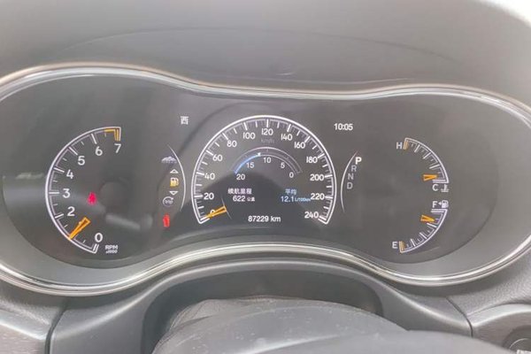 Jeep Grand Cherokee 2016, 87200 км, за 15631 USD - фото 8