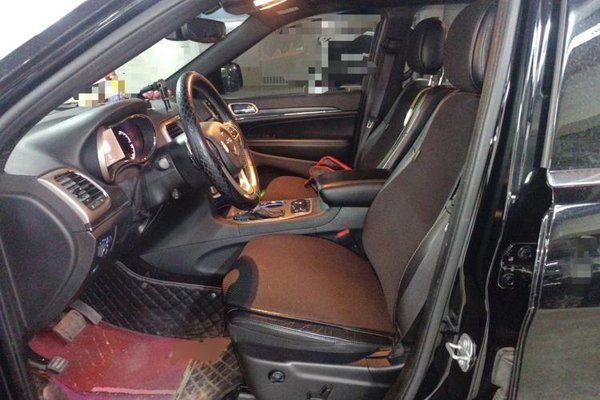 Jeep Grand Cherokee 2017, 103700 км, за 15174 USD - фото 12