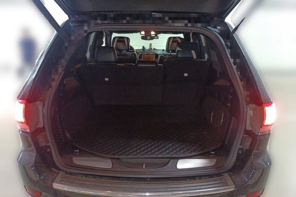 Jeep Grand Cherokee 2017, 103700 км, за 15174 USD - фото 16