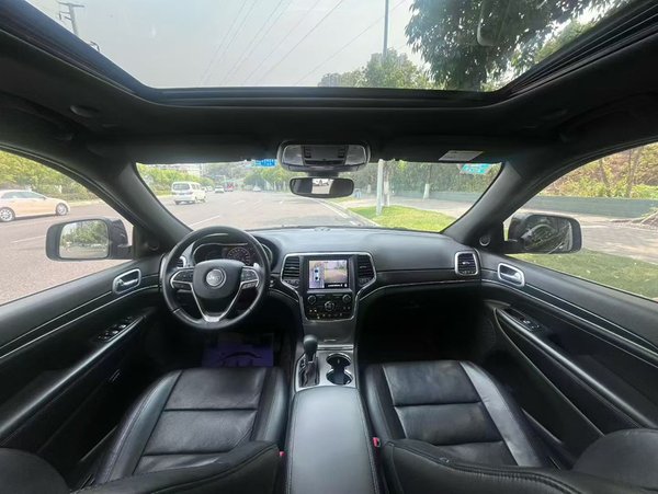 Jeep Grand Cherokee 2017, 103800 км, за 17242 USD - фото 19