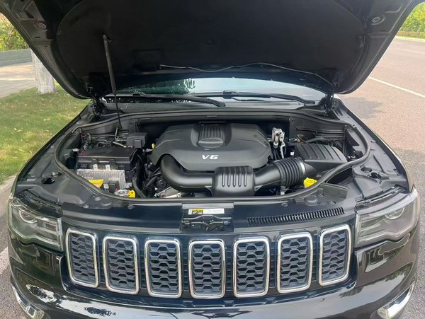 Jeep Grand Cherokee 2017, 103800 км, за 17242 USD - фото 20