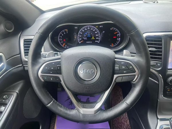 Jeep Grand Cherokee 2017, 103800 км, за 17242 USD - фото 18