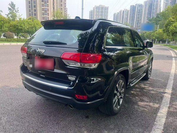 Jeep Grand Cherokee 2017, 103800 км, за 17242 USD - фото 31