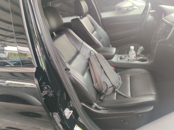 Jeep Grand Cherokee 2017, 103800 км, за 17242 USD - фото 22