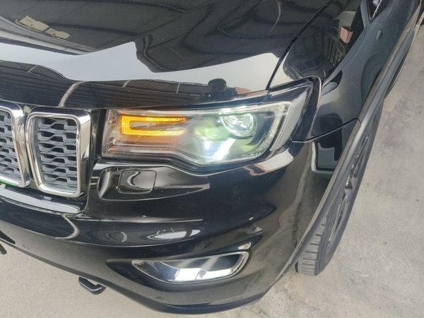 Jeep Grand Cherokee 2017, 103800 км, за 17242 USD - фото 21