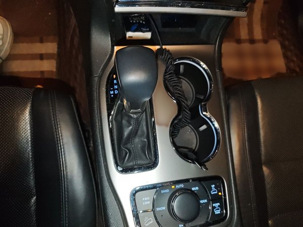 Jeep Grand Cherokee 2017, 94100 км, за 20227 USD - фото 13