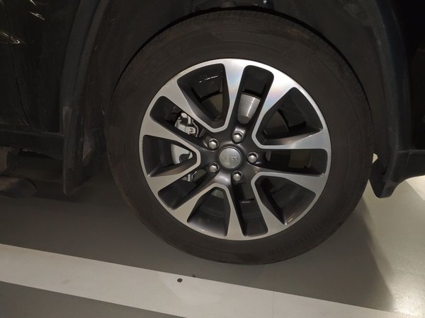 Jeep Grand Cherokee 2017, 94100 км, за 20227 USD - фото 8
