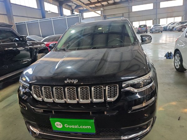 Grand Commander 2018 2.0T Four-Wheel Drive Smart Enjoyment Version China V Emission Standard, 2018 года