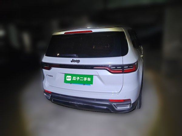 Jeep Grand Commander 2022, 45700 км, за 13779 USD