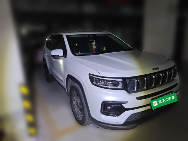 Jeep Grand Commander 2022, 45700 км, за 13779 USD