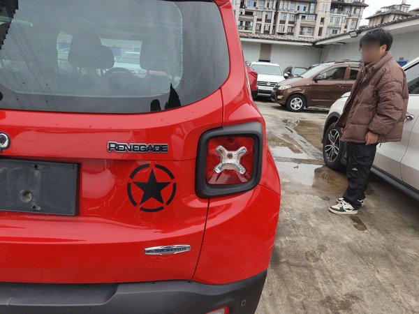 Jeep Renegade 2016, 149900 км, за 6259 USD - фото 7