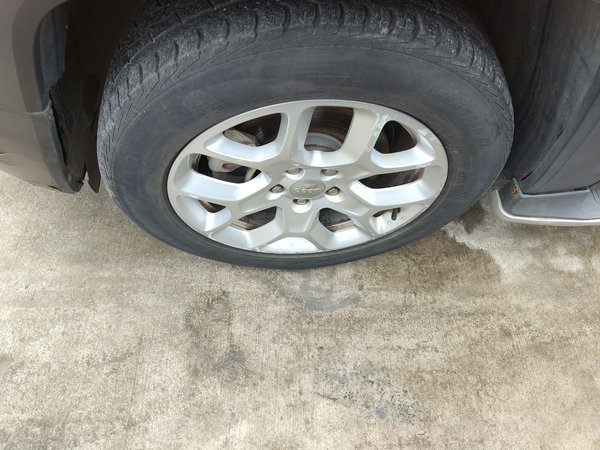 Jeep Renegade 2016, 149900 км, за 6259 USD - фото 8