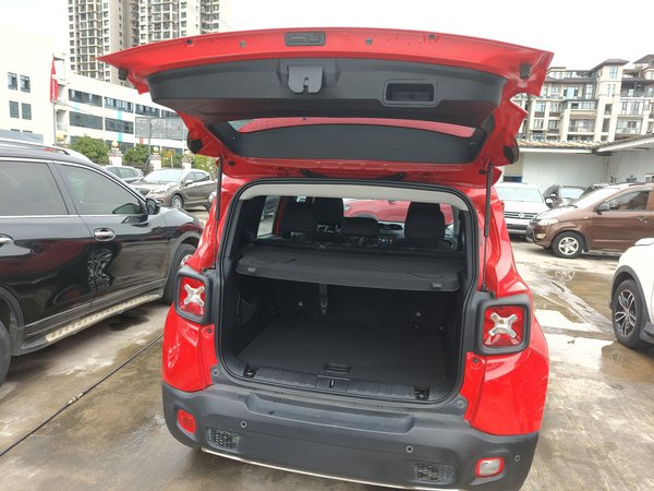 Jeep Renegade 2016, 149900 км, за 6259 USD - фото 22