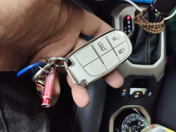 Jeep Renegade 2016, 55199 км, за 6157 USD - фото 9