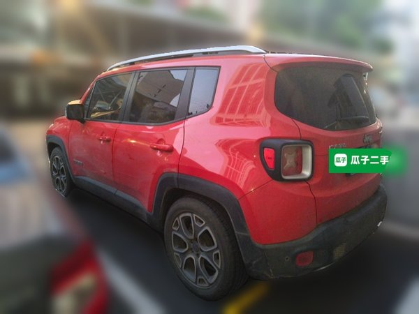 Jeep Renegade 2016, 89100 км, за 5209 USD
