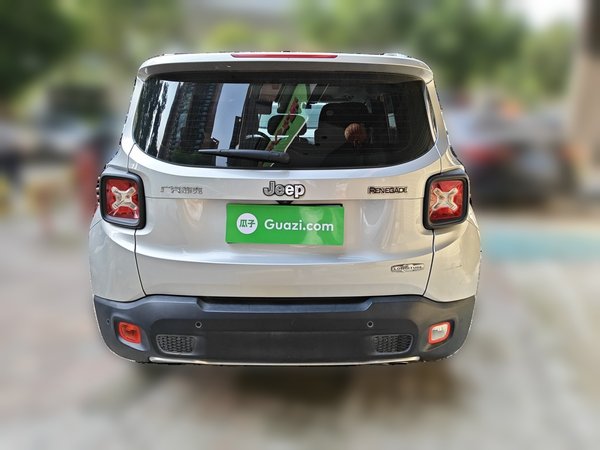 Jeep Renegade · 2016 год