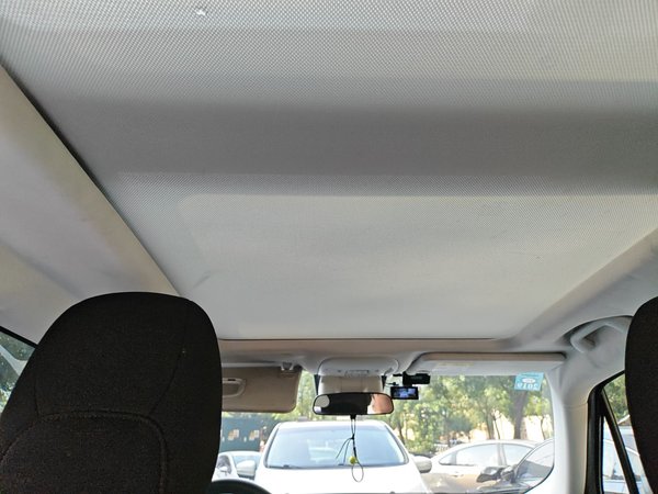 Jeep Renegade 2016, 81400 км, за 6022 USD - фото 11