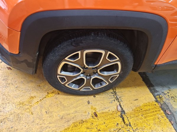 Jeep Renegade 2016, 64800 км, за 6650 USD - фото 8
