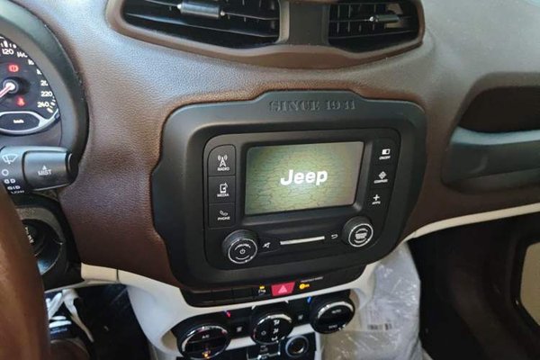 Jeep Renegade 2017, 57700 км, за 5870 USD - фото 15