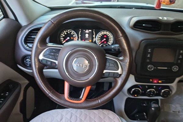 Jeep Renegade 2017, 57700 км, за 5870 USD - фото 12