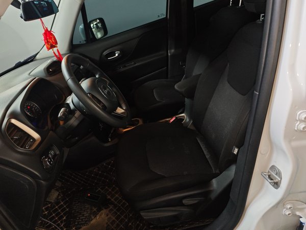 Jeep Renegade 2017, 92500 км, за 5357 USD - фото 16