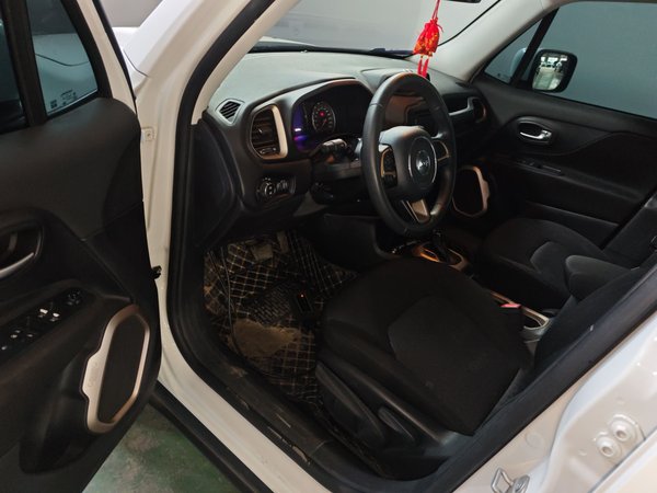 Jeep Renegade 2017, 92500 км, за 5357 USD - фото 21