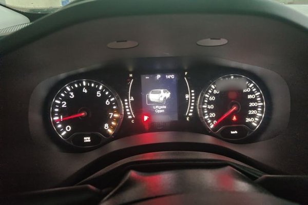 Jeep Renegade 2017, 107600 км, за 7735 USD - фото 10