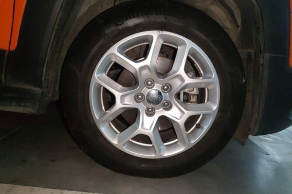 Jeep Renegade 2018, 60400 км, за 6858 USD - фото 6