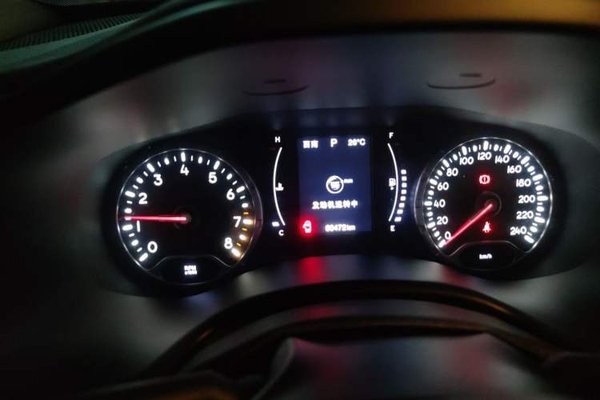 Jeep Renegade 2018, 60400 км, за 6858 USD - фото 9