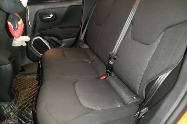 Jeep Renegade 2018, 60400 км, за 6858 USD - фото 14