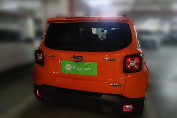 Jeep Renegade 2018, 60400 км, за 6858 USD