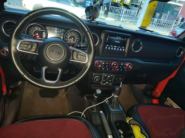 Jeep Wrangler 2018, 60500 км, за 32352 USD - фото 10