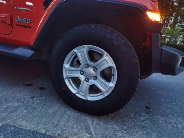 Jeep Wrangler 2018, 60500 км, за 32352 USD - фото 8