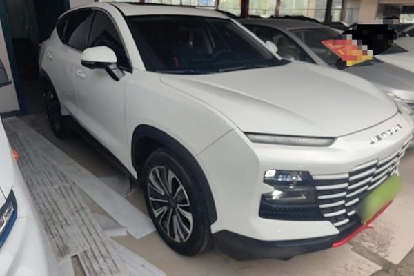 JETOUR Dashing 2024, 9400 км, за 13701 USD