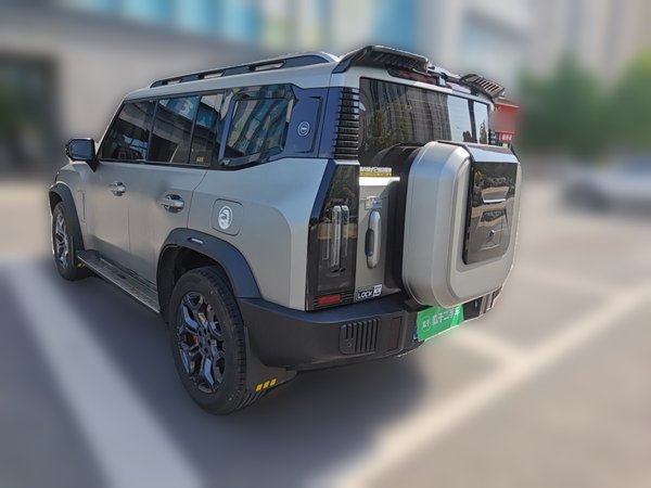 JETOUR Traveler 2023, 26100 км, за 21697 USD