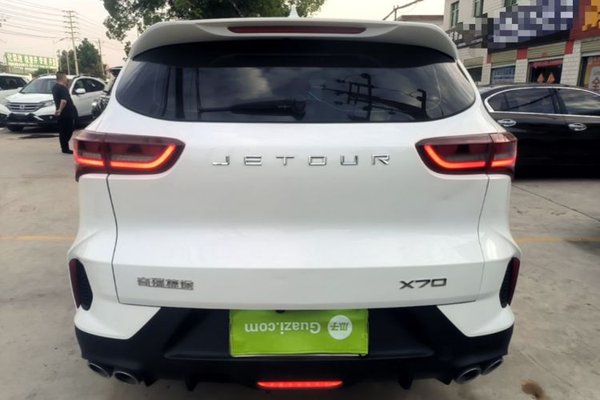 JETOUR X70 2023, 17500 км, за 8890 USD