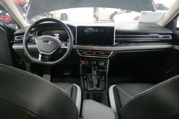Jetta VA7 2025, 14600 км, за 13211 USD - фото 17
