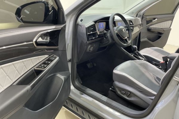Jetta VS7 2023, 41400 км, за 16497 USD - фото 8