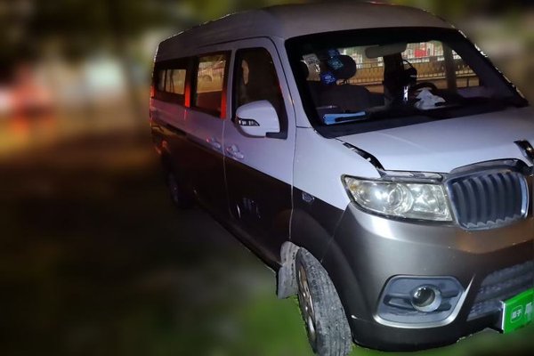 Jinbei New Hiace X30L 2016, 117100 км, за 2558 USD