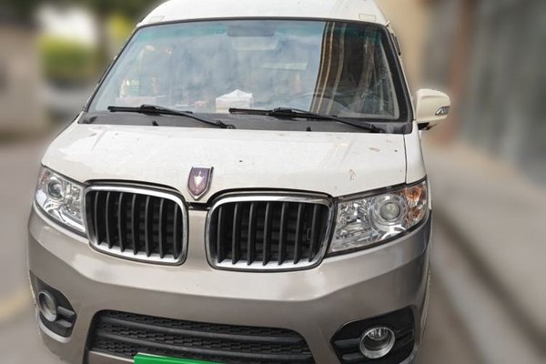 Jinbei New Hiace X30L 2022, 33300 км, за 4254 USD