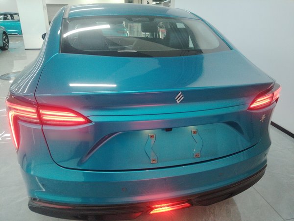 JMEV GSE 2023, 11500 км, за 9873 USD