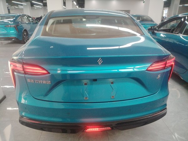 JMEV GSE 2023, 7500 км, за 9888 USD