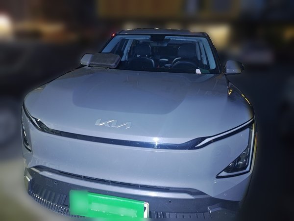 Kia EV5 2024, 8900 км, за 15164 USD