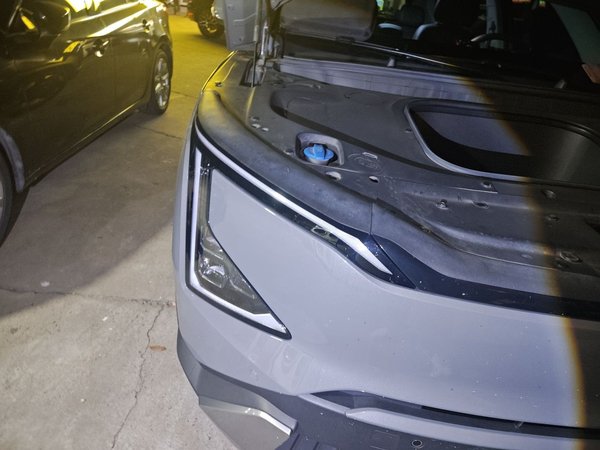 Kia EV5 2024, 8900 км, за 15164 USD - фото 7